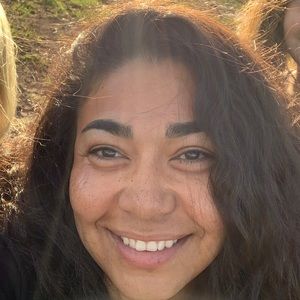 Meet your Posher, Dina